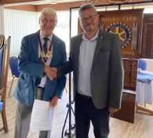 Graham Leopard  joins the Rotary Club of Felixstowe